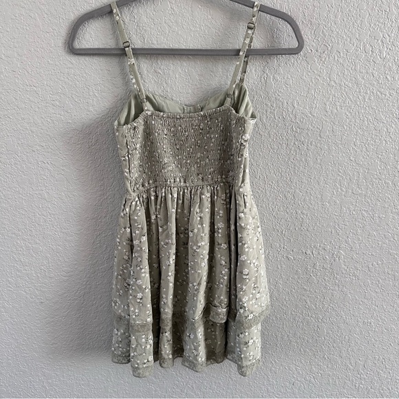 Hollister Floral Sundress XS Smocked Back Adjustable Straps - Picture 2 of 7